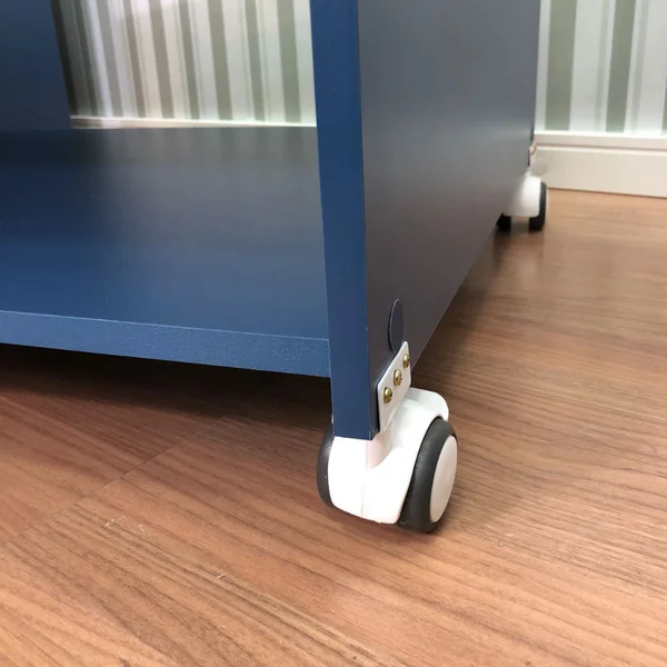 mesa de montagem para lego com rodizio sem cuba cor azul 4