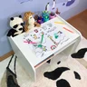 mesa infantil pequena com regulagem de altura branca 3